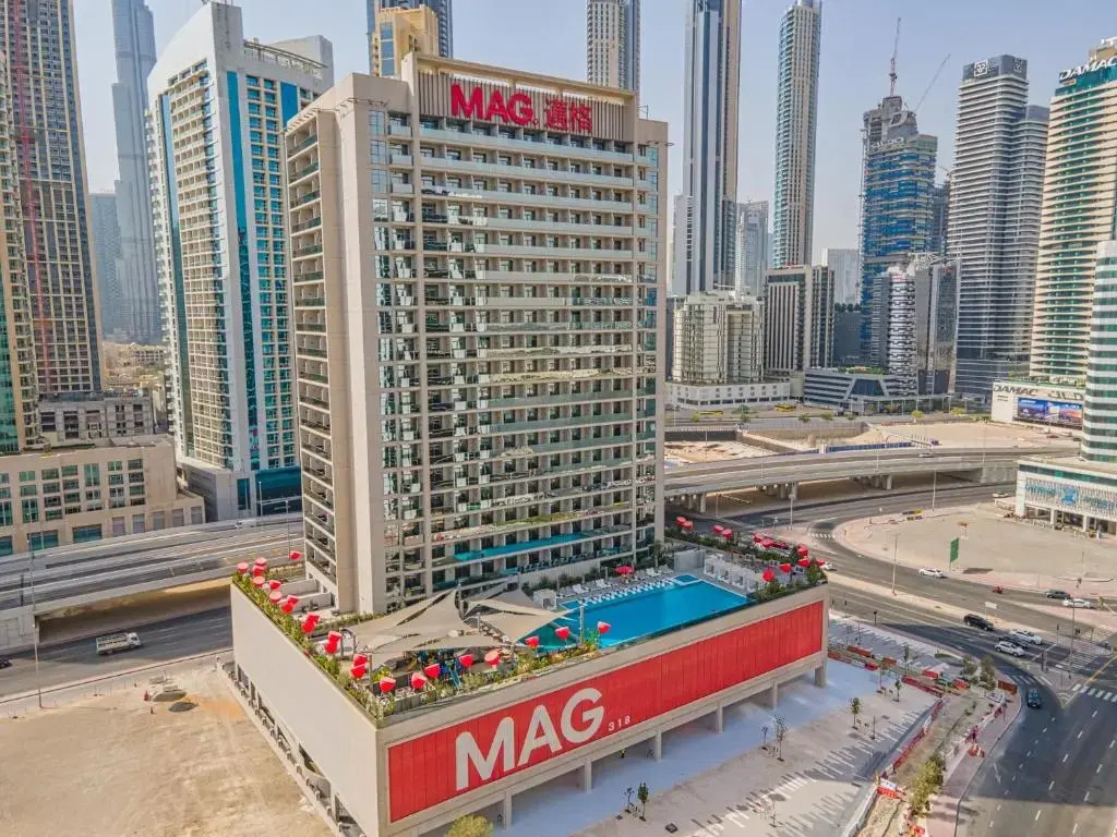 Residences by The Luxe Manor - Business Bay