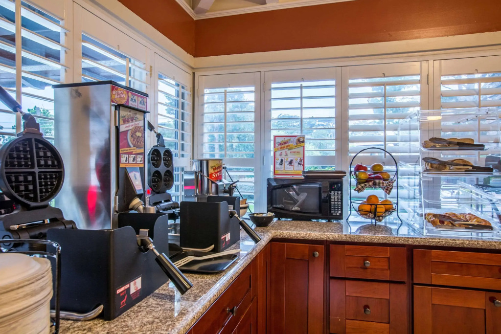 Clarion Collection Wilkies Inn Pacific Grove - Monterey