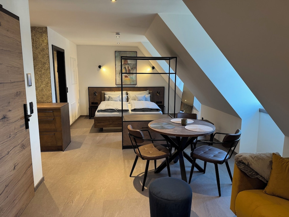 Parzivita Suites