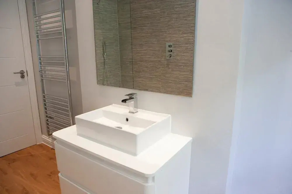 5 Bedroom House Near Clifton