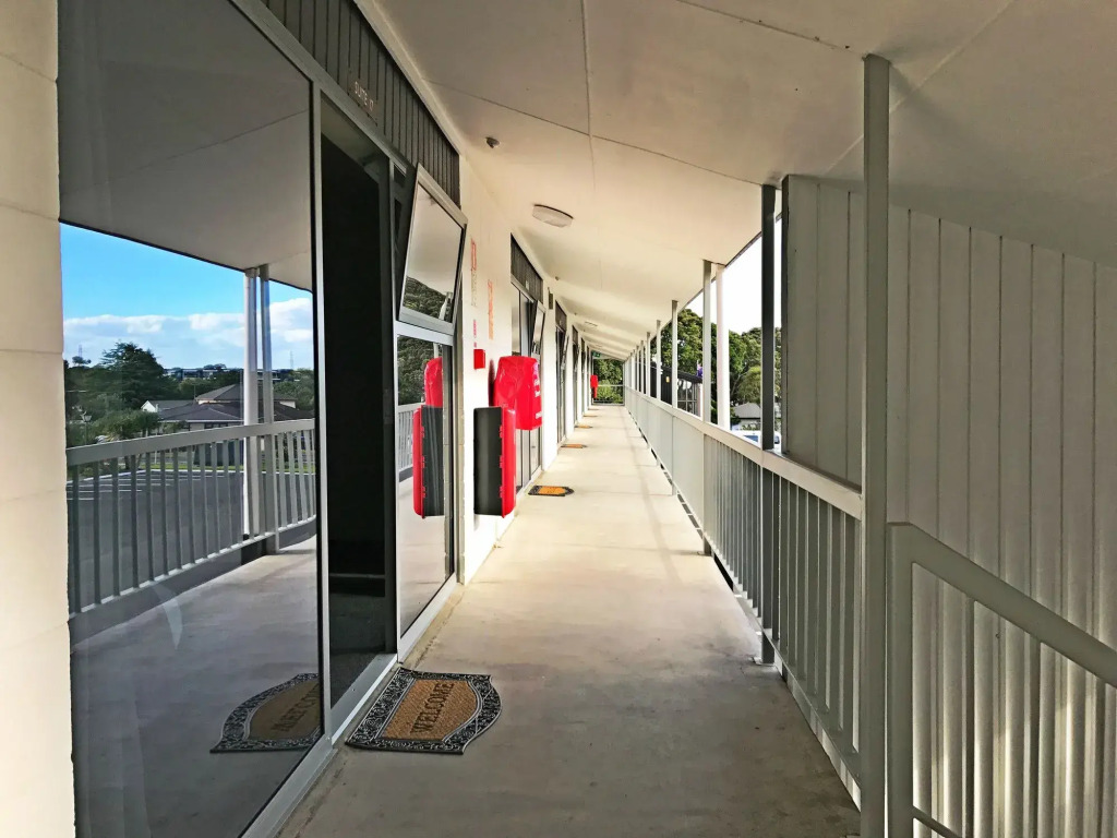 Ellerslie Palms Motel