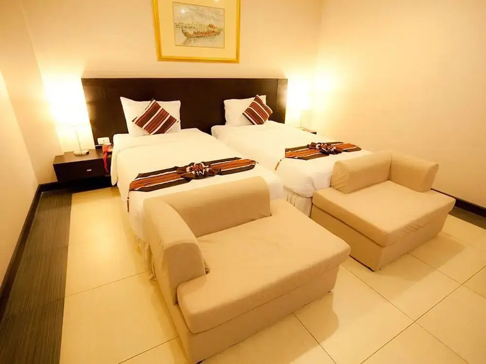 The Residence Airport & Spa