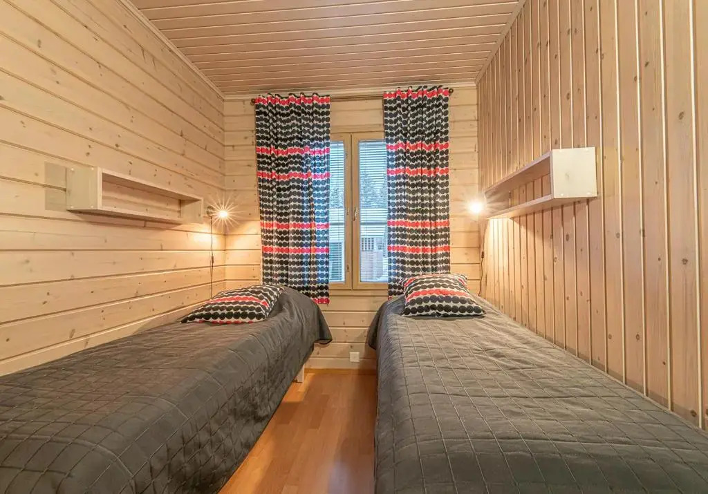 Levikaira Apartments - Log Cabins
