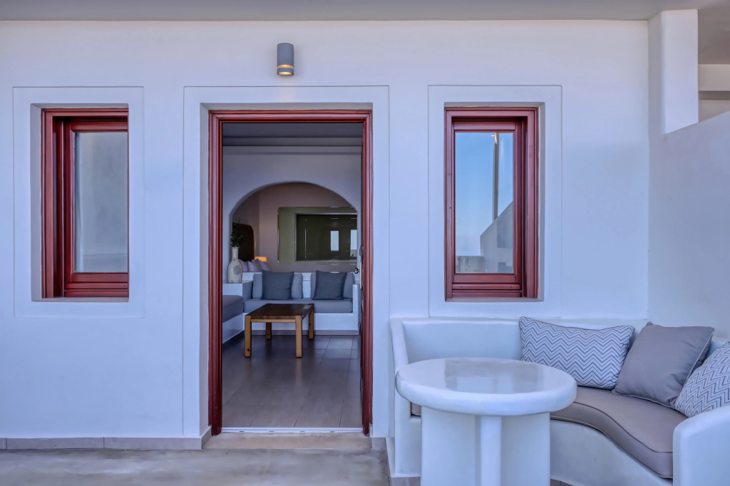 Splendour Hotel and Suites