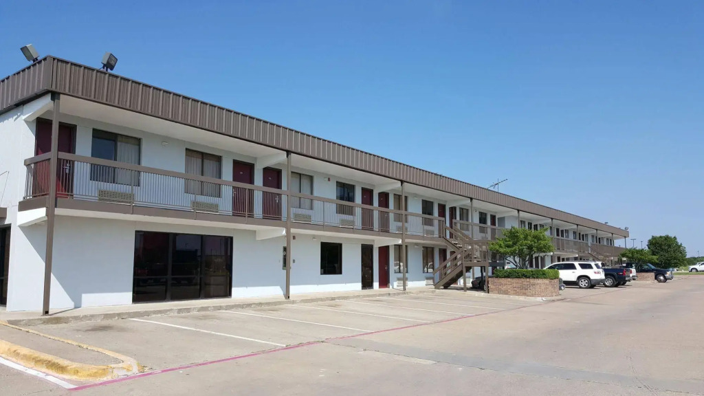 Super 8 Rockwall