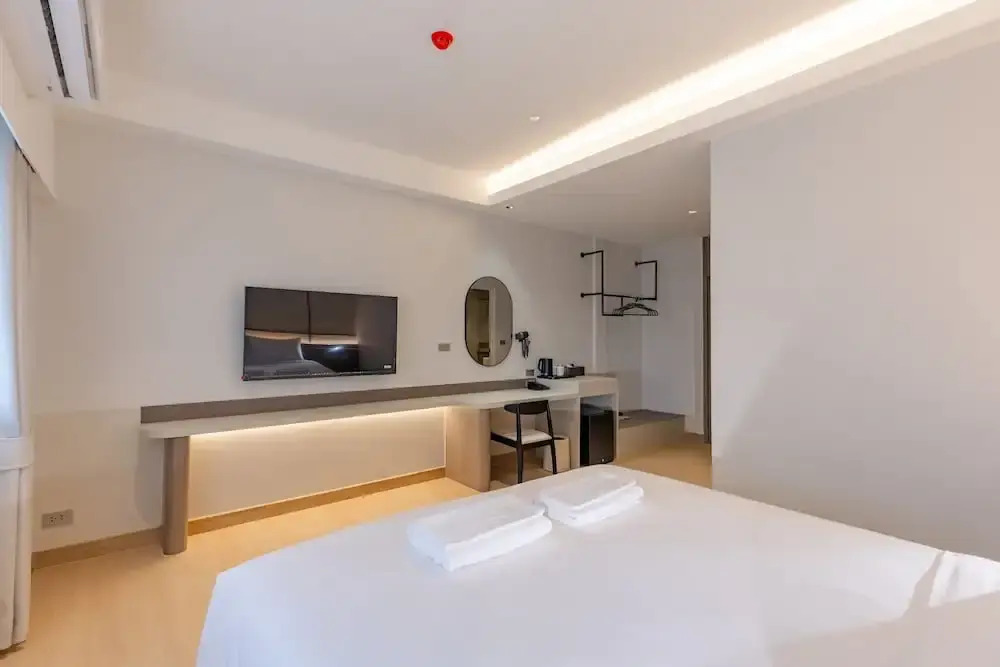 The Bentley Hotel