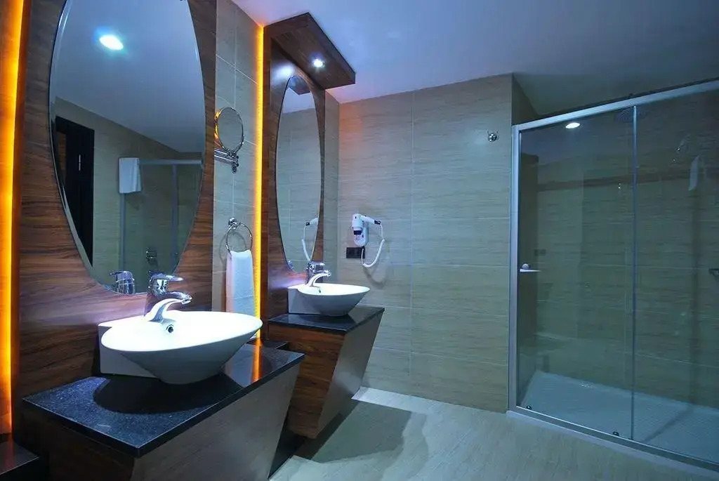 Madame Tadia Hotel