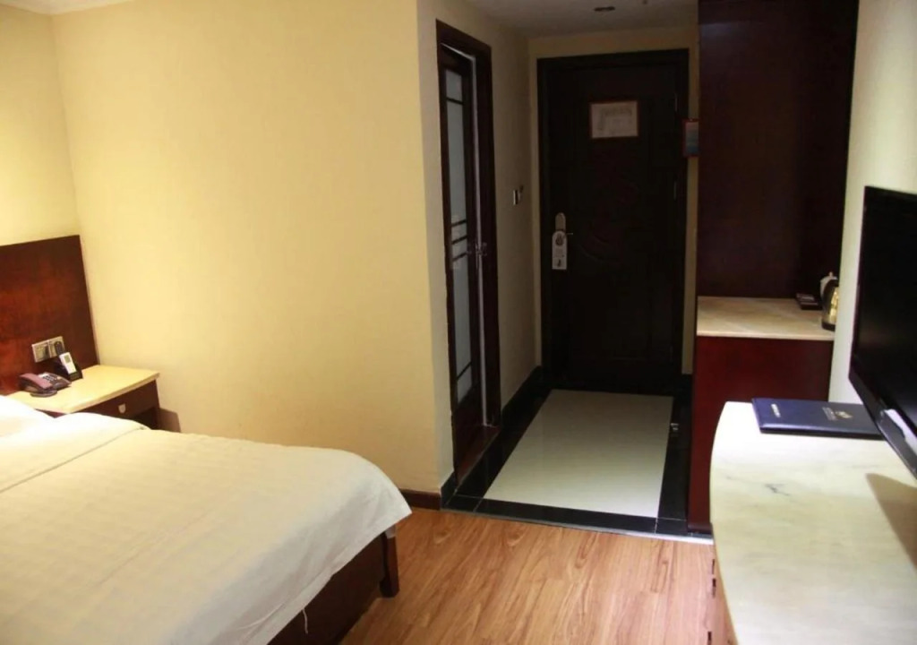 Guangzhou Lujiang Tian Yue Hotel