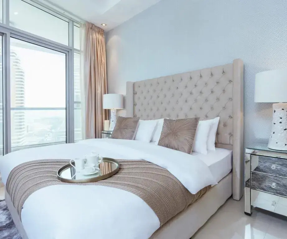 Frond D, Beachfront Villa, Palm Jumeirah - Mint Stay Homes