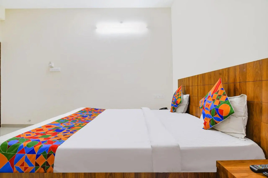 Hotel Blue Moon, Indore