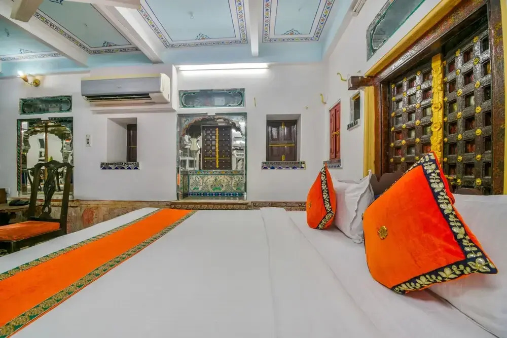 Oyo 5349 Shree Jagdish Mahal Heritage Hotel