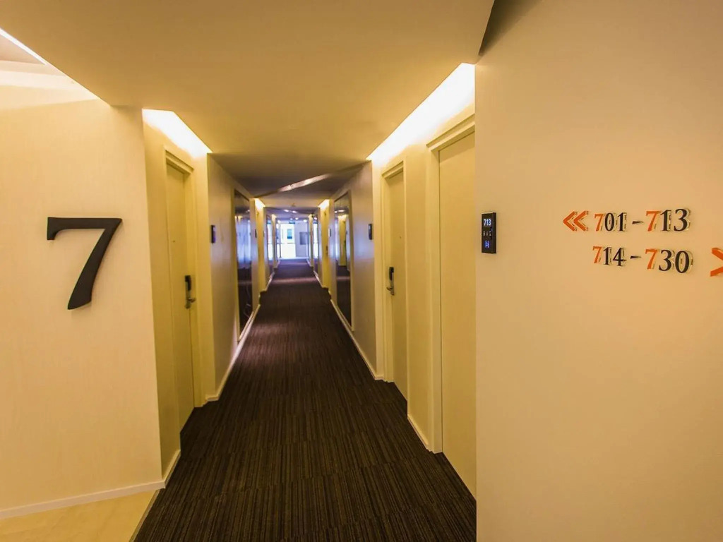 Crystal Hotel Hat Yai
