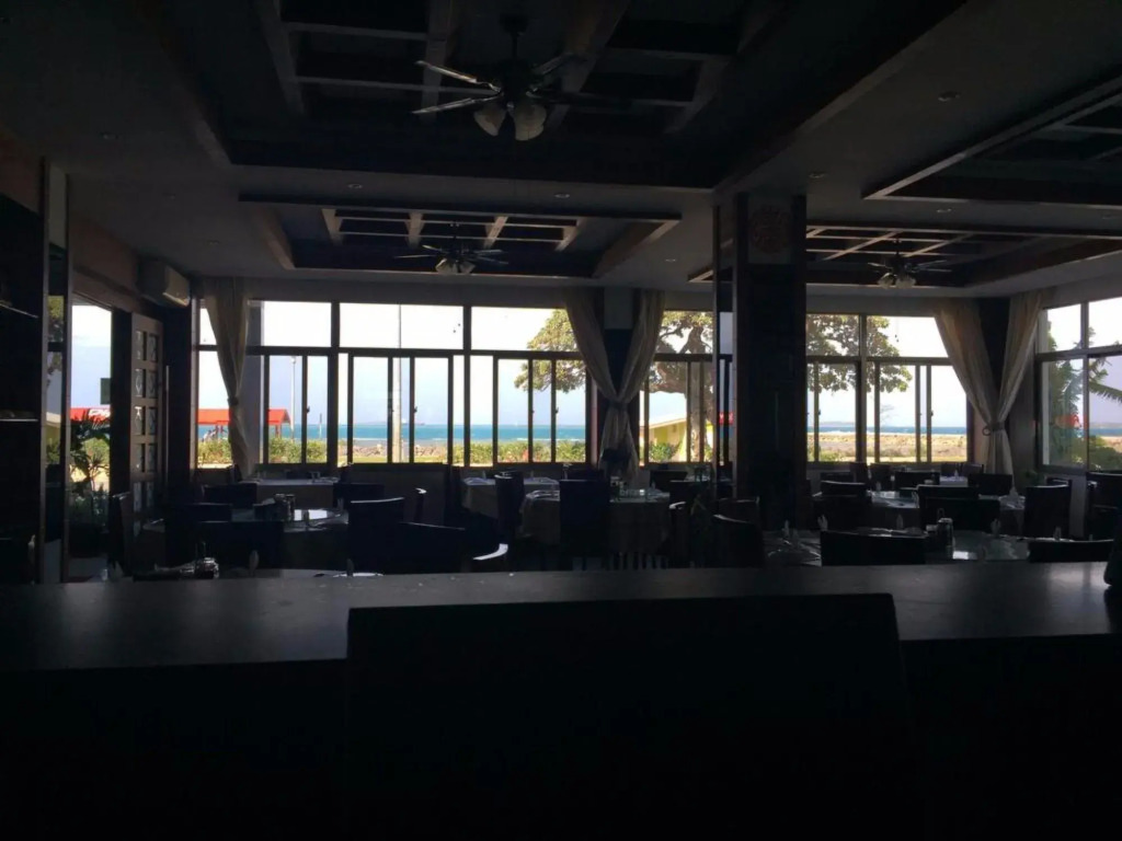 Emerald Hotel & Restaurant