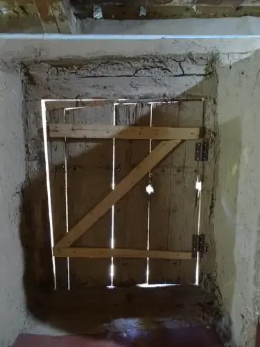 Mud House for travelers