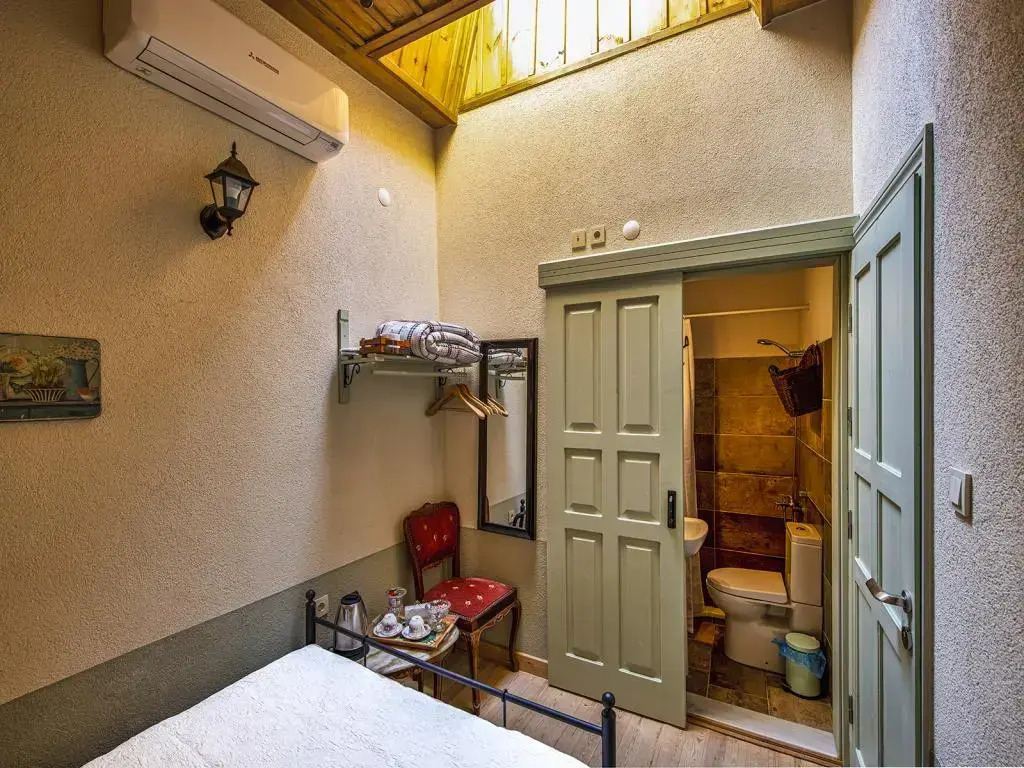 Cunda Fatma Hanim Konagi(15 Adult only)