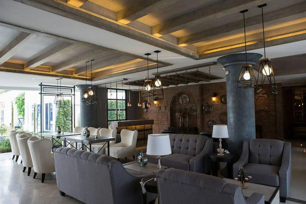 The Verona Riviera