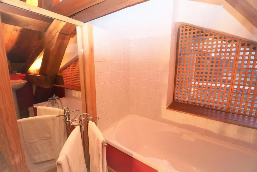 Chalet Bellecote - Capacity 28 to 34 people