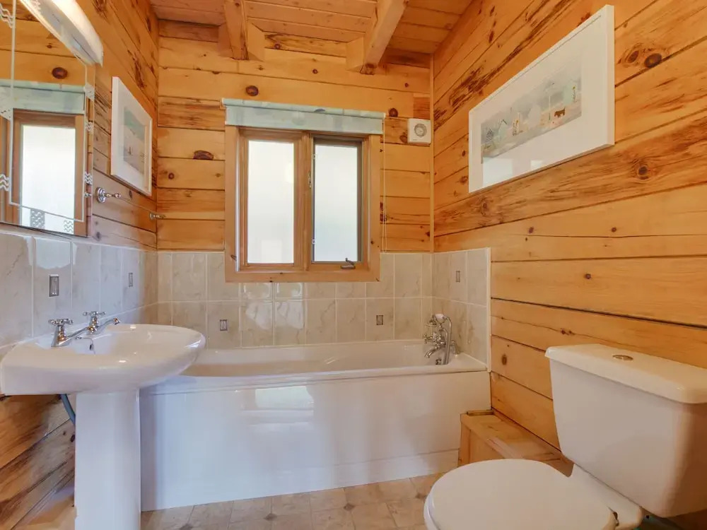 Pleasant Holiday Home in Little Petherick near Padstow
