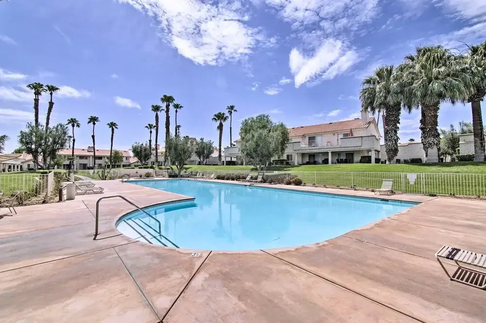 Palm Desert Country Club Home w/ Pool Access!