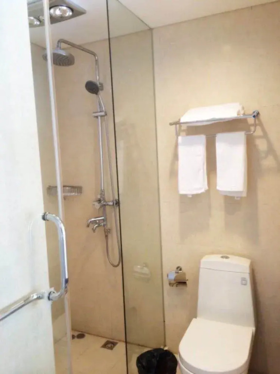 He Yue Hotel