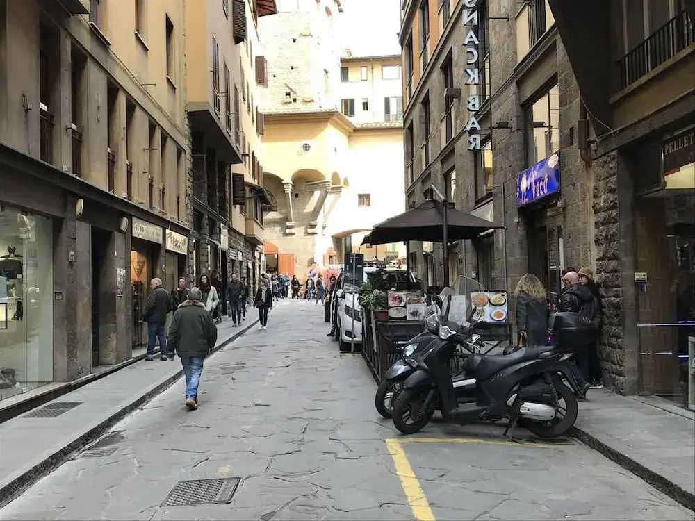 Ponte Vecchio Deluxe Apartments