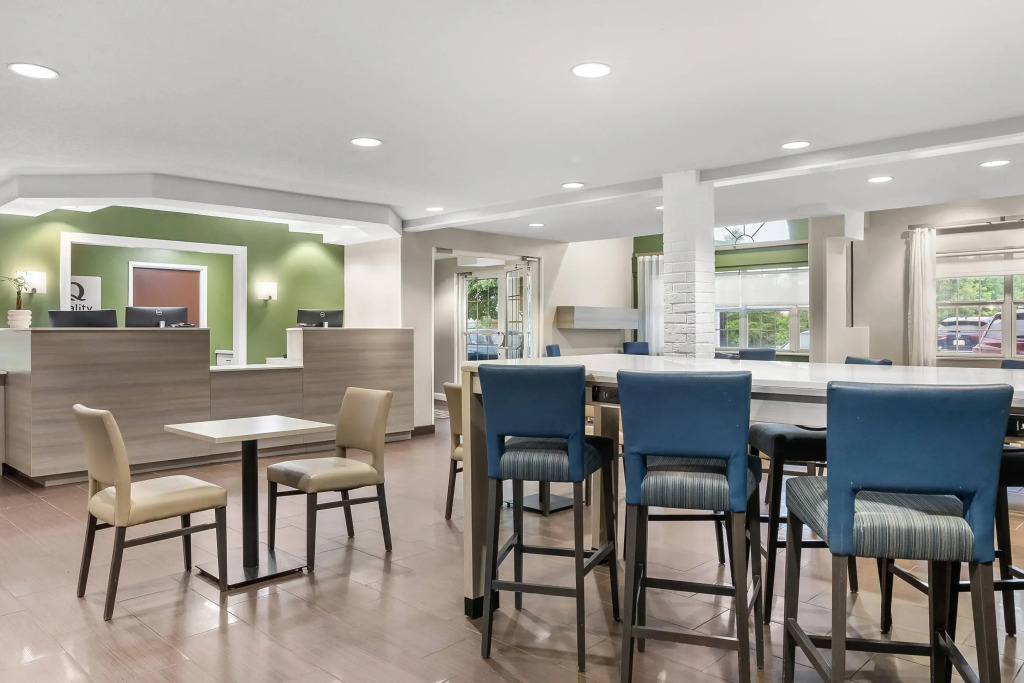 Quality Inn & Suites Nashville - Bellevue
