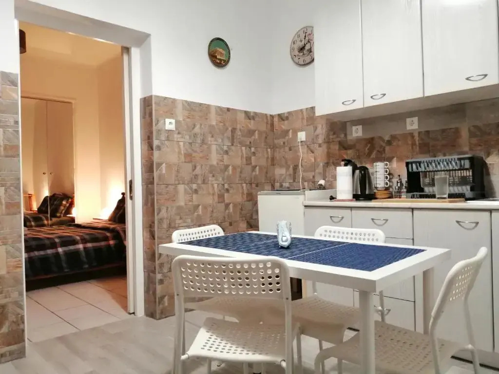 Antonia family house near center