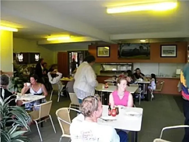 Beerwah Glasshouse Mountains Motel