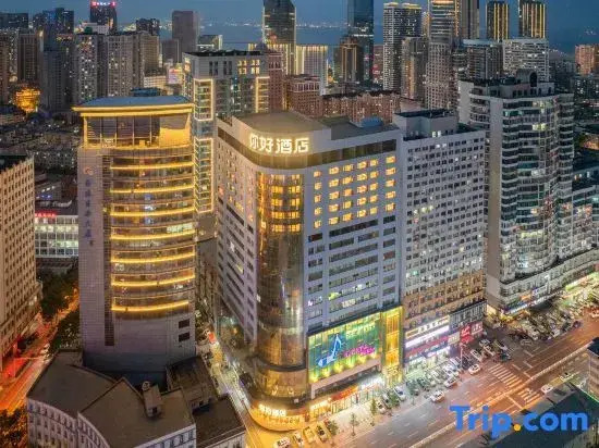 Ni Hao Hotel (Dalian Donggang musical fountain Square)