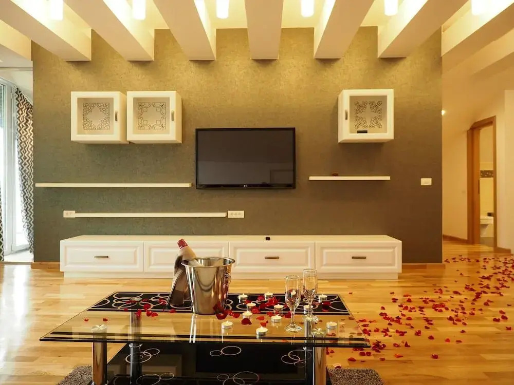5 Star Residence