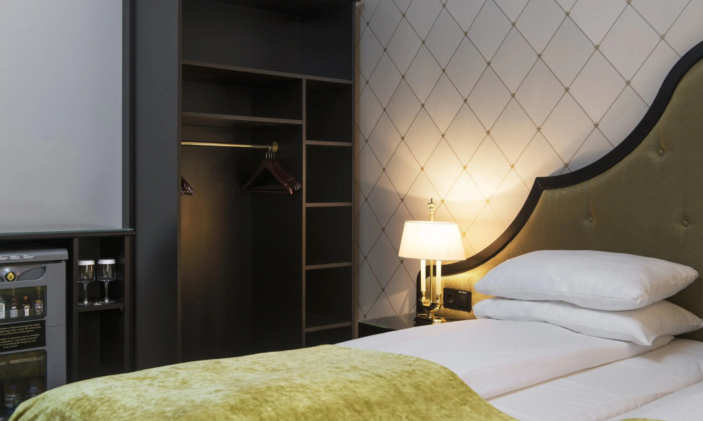 Hotel Bristol