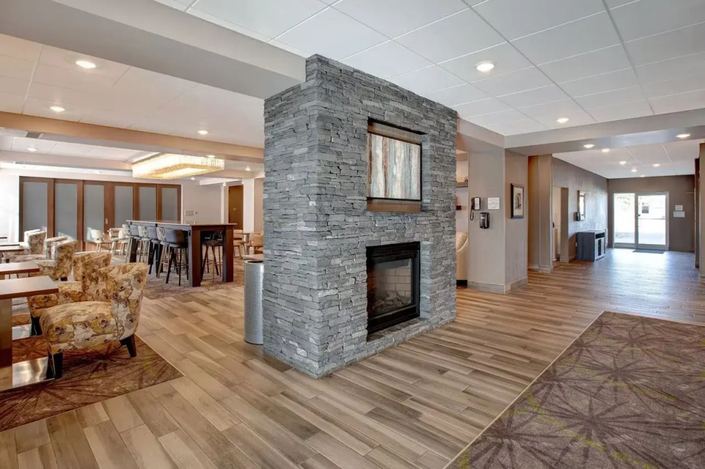 Ramada by Wyndham - St Paul