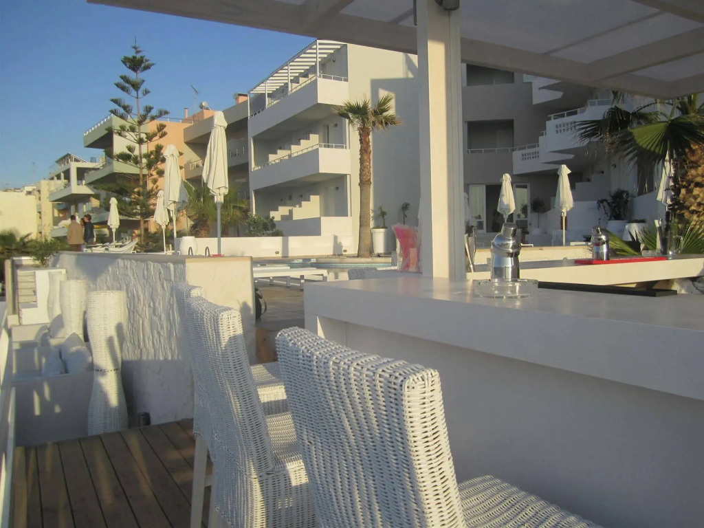 Petradi Beach Lounge Hotel