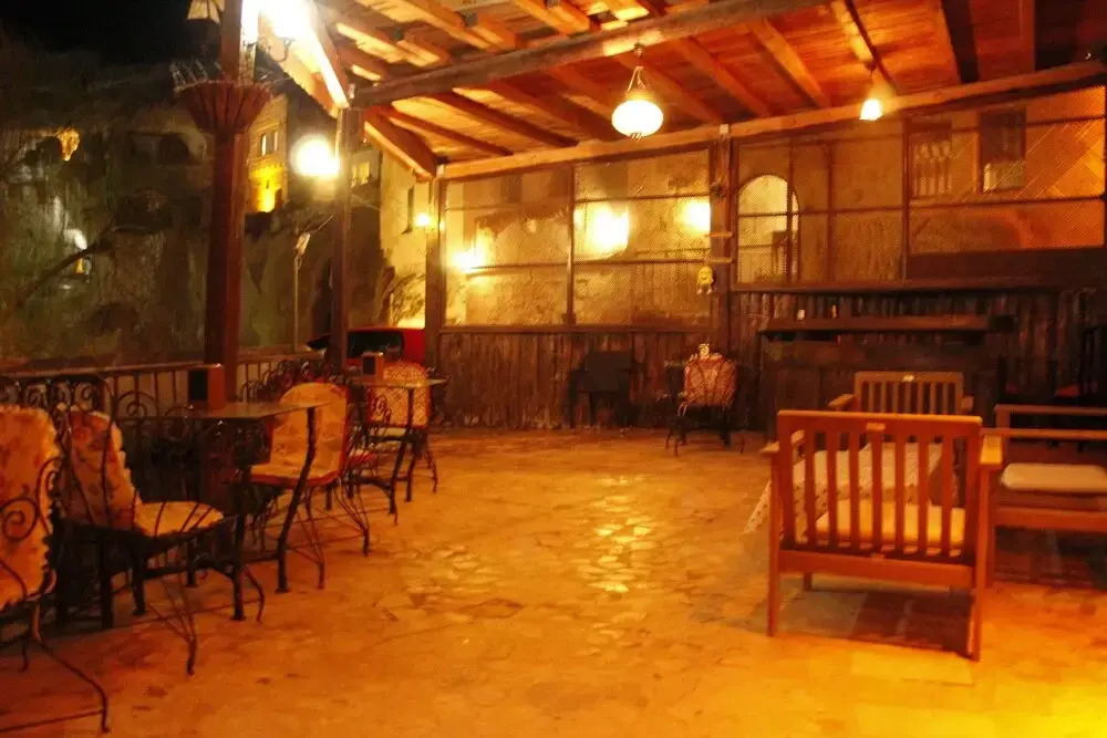 Hilem Cave House