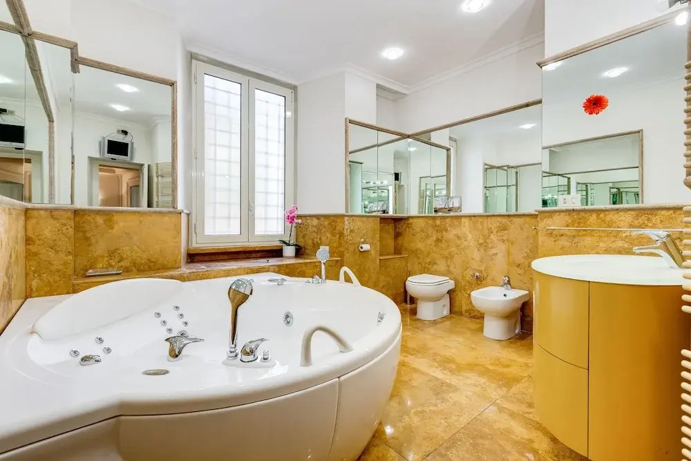 Luxury apartment in the center of Rome