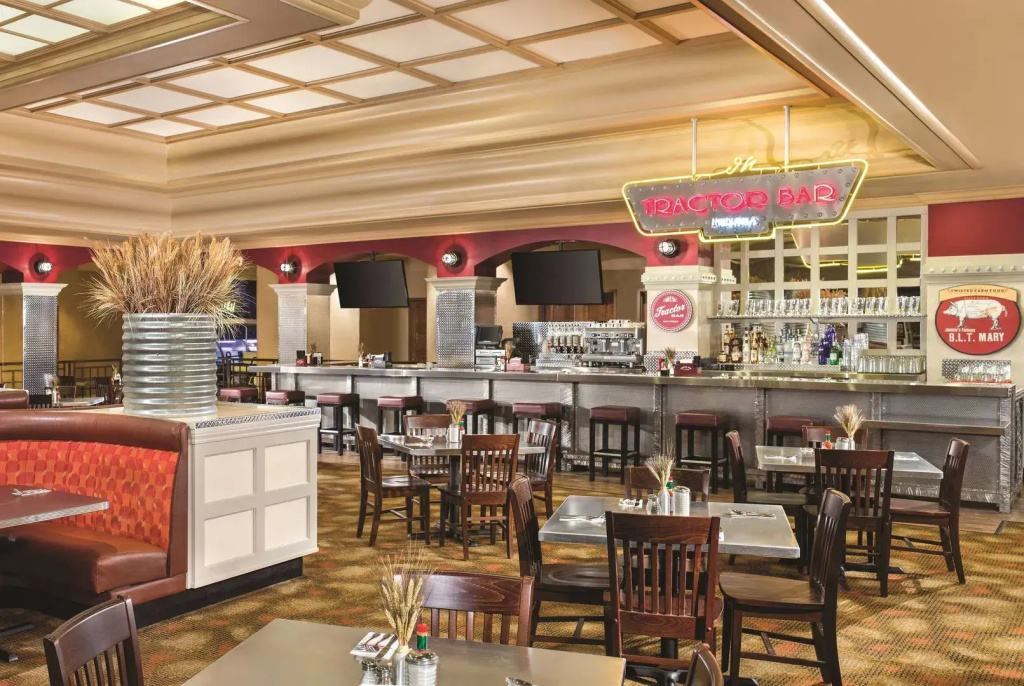 The LINQ Hotel & Casino – A Caesars Rewards Destination