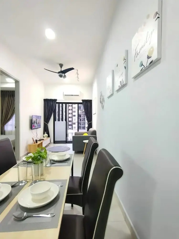 M Suite Menjalara Free Gym Pool