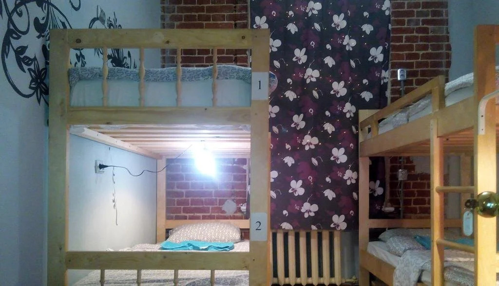 Come&Sleep Hostel