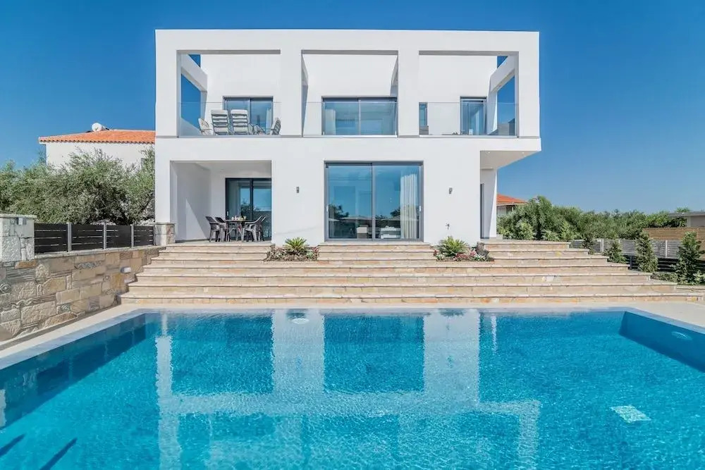 Boheme Villas close access to Laganas Resort