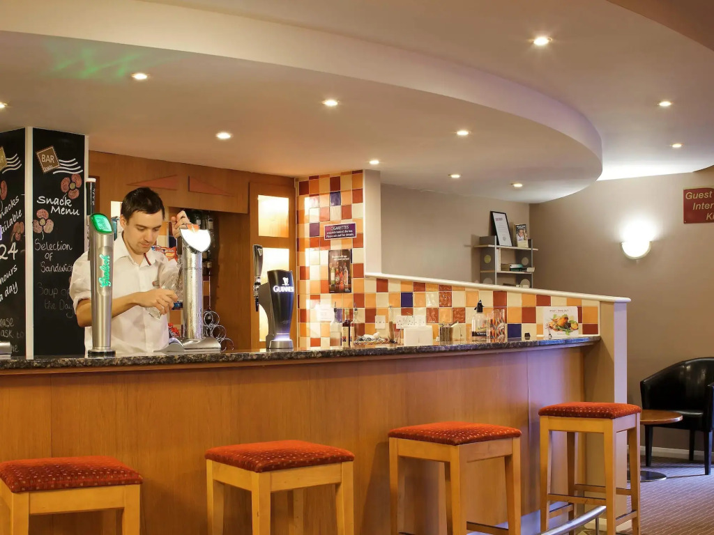 ibis Chesterfield Centre - Market Town