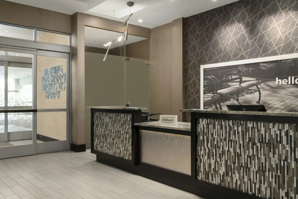 Hampton Inn & Suites-Worcester, MA