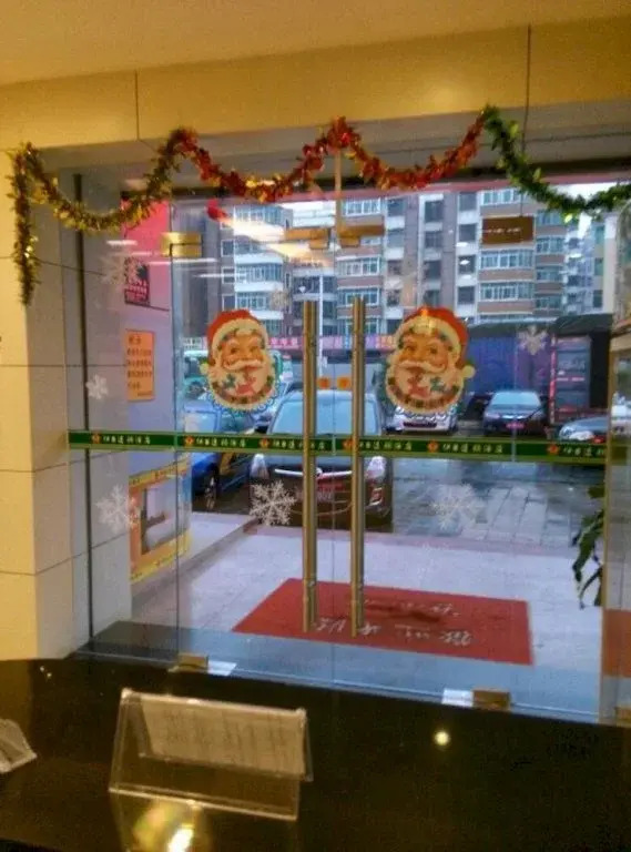 Super 8 Hotel - Shiyan Theater Sehnzhen