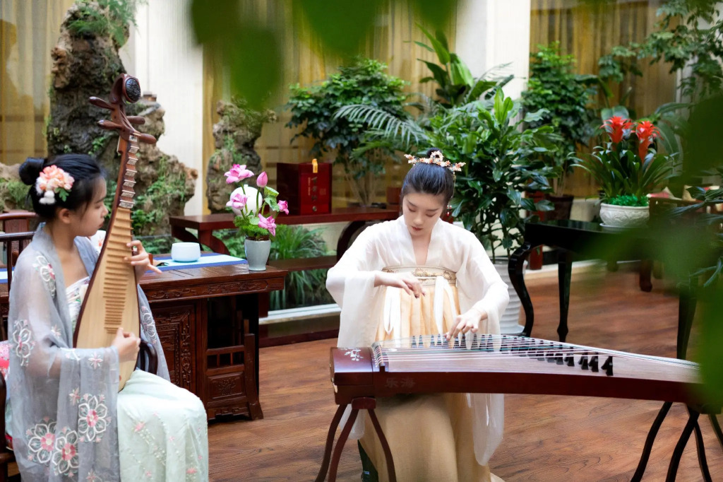 Tang Dynasty West Market Hotel