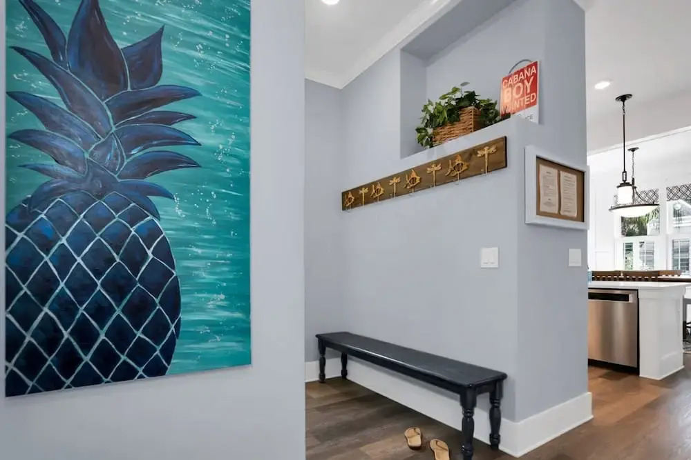 Downtown St Augustine Steps to Ice Plant Upscale