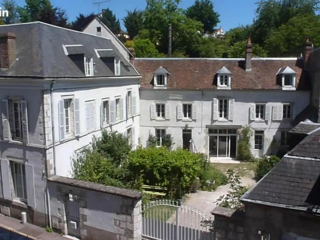 Gite Gien, 8 pièces, 15 personnes - FR-1-590-159