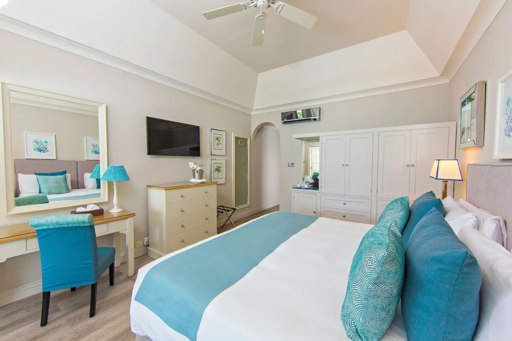 Blue Waters Resort and Spa