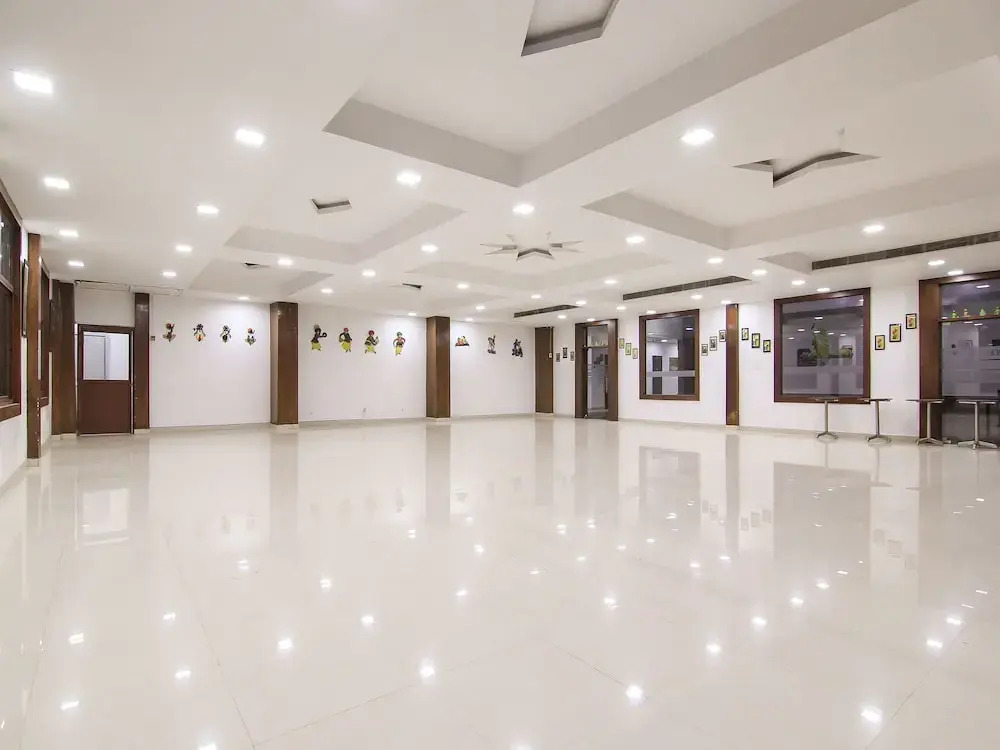 OYO 11449 Hotel Bibo Divine Bliss