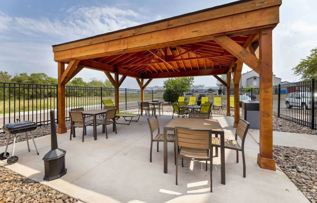Extended Stay America Suites - Wichita - East