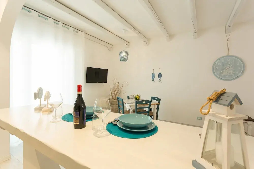 Acqua Azzurra Holiday Home