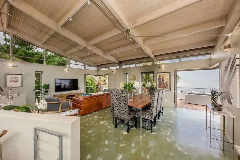 Extraordinary Family Retreat at Lobster Villa